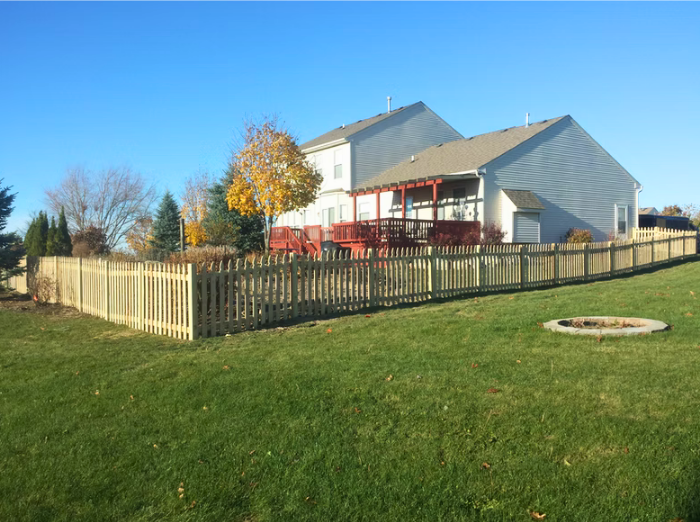 Spend It In West Suburban Decks in Plano IL 3 Spend It In West Suburban Decks in Plano IL 3